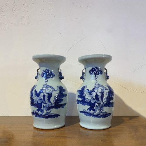 brocante marc doumenc saint girons Vases type asiatique